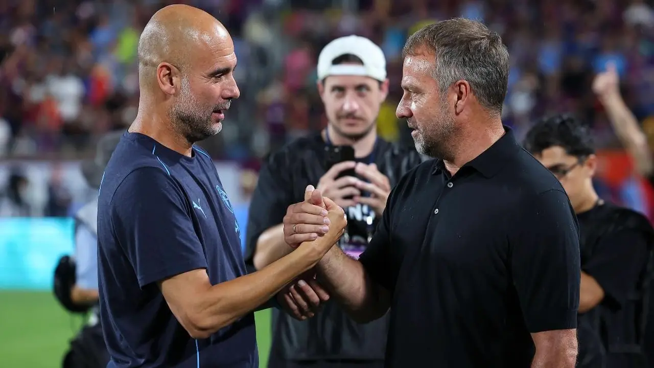 جوارديولا يكشف رأيه في أداء برشلونة تحت قيادة هانزي فليك هذا الموسم